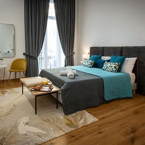 Downtown Napoli B&B - E Si Nun Canto Moro